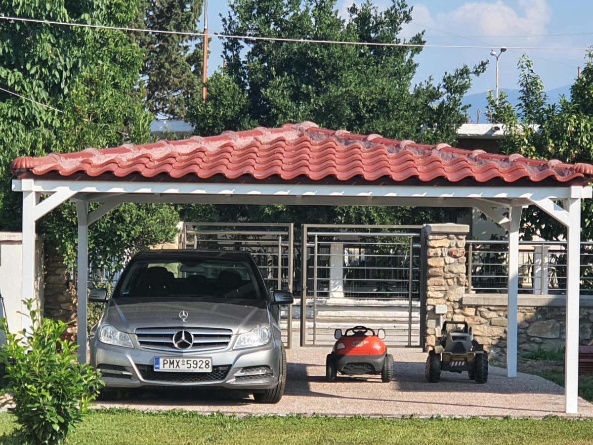 House In The Village Fotolivos ภายนอก รูปภาพ