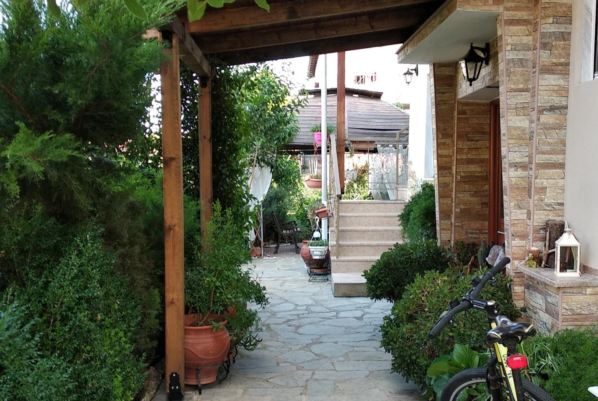 House In The Village Fotolivos ภายนอก รูปภาพ